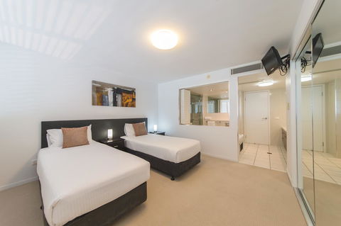 Echelon Apartments Yeppoon - Accommodation Whitsundays 12