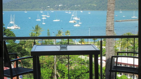 Waterview Airlie Beach - Accommodation Whitsundays 0