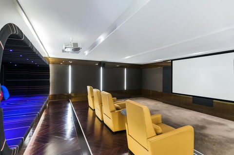 Peppers Broadbeach - Accommodation Whitsundays 4