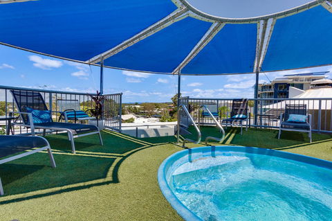 Beach Club Resort Mooloolaba - Accommodation Whitsundays 3