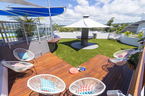Beach Club Resort Mooloolaba - Accommodation Whitsundays 2