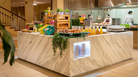 InterContinental Sanctuary Cove Resort, An IHG Hotel - Accommodation Whitsundays 39