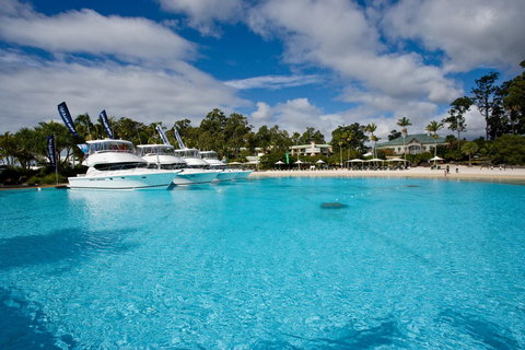 InterContinental Sanctuary Cove Resort, An IHG Hotel - Accommodation Whitsundays 35