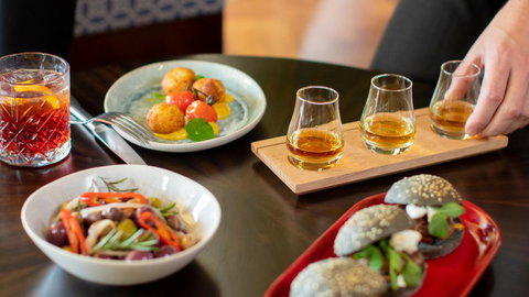 InterContinental Sanctuary Cove Resort, An IHG Hotel - Accommodation Whitsundays 27