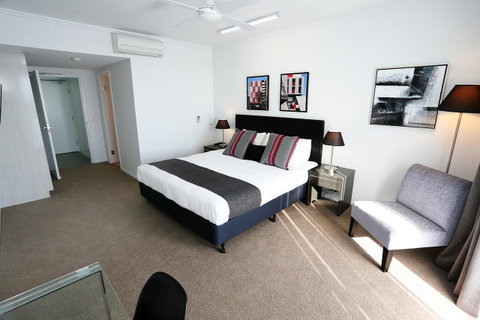 Q Resorts Paddington - Accommodation Whitsundays 9