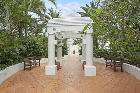 ULTIQA Burleigh Mediterranean Resort - Accommodation Whitsundays 18