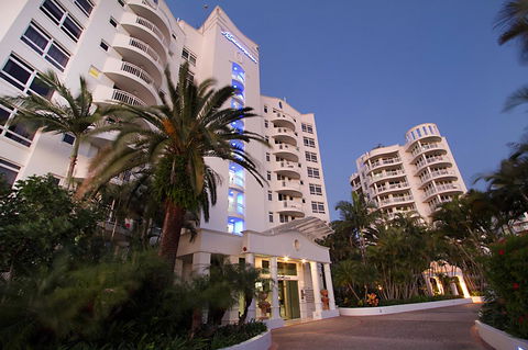 ULTIQA Burleigh Mediterranean Resort - Accommodation Whitsundays 38