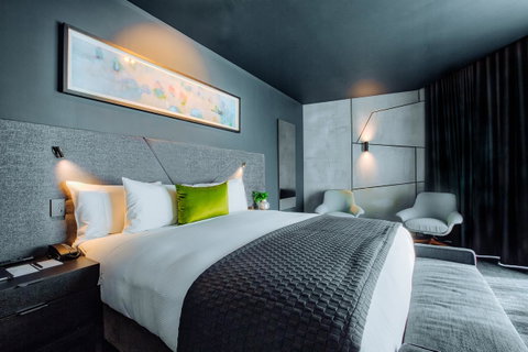 Eatons Hill Hotel - Accommodation Whitsundays 3