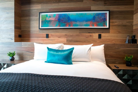 Eatons Hill Hotel - Accommodation Whitsundays 25