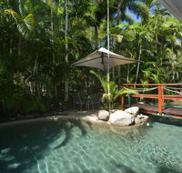 Seascape Holidays - Coral Apartments - Accommodation Whitsundays