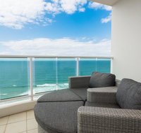 Pacific Views Resort