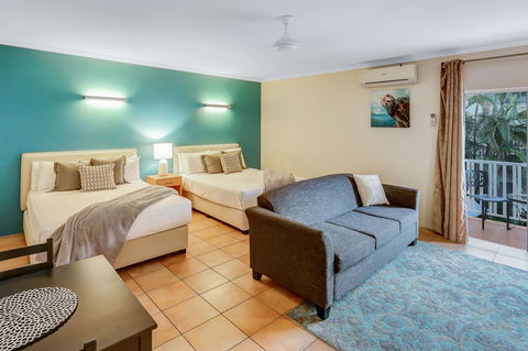 Coral Tree Inn - Accommodation Whitsundays 6
