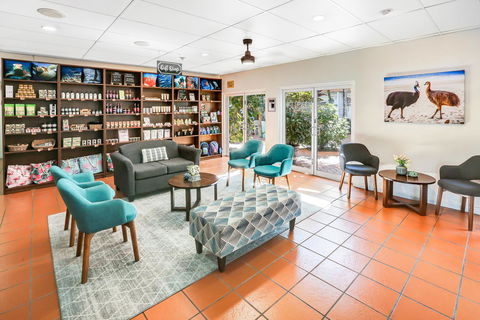 Coral Tree Inn - Accommodation Whitsundays 29