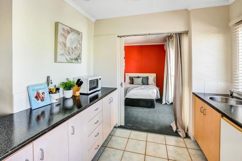 Coral Tree Inn - Accommodation Whitsundays 27