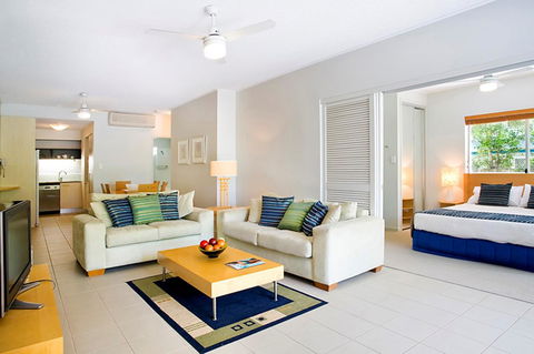 Verano Resort Noosa - Accommodation Whitsundays 3