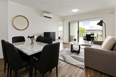 Arise Princess Regent Apartments - Accommodation Whitsundays 11