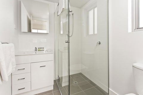 Arise Princess Regent Apartments - Accommodation Whitsundays 8