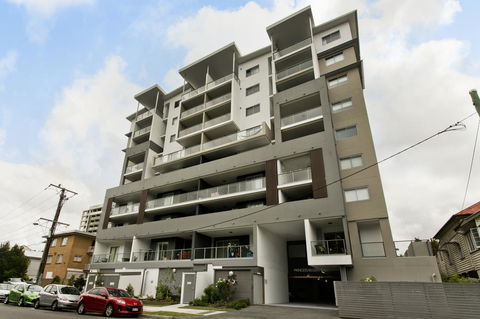 Arise Princess Regent Apartments - Accommodation Whitsundays 1