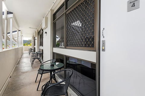 Reef Gateway Hotel - Accommodation Whitsundays 2