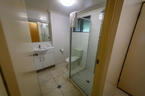 Reef Gateway Hotel - Accommodation Whitsundays 10