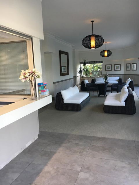 Pacific Plaza Apartments - Accommodation Whitsundays 2