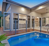 Oceans Edge Holiday Home - Accommodation Whitsundays