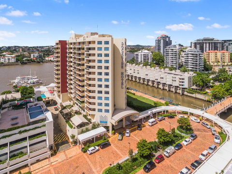 Dockside Brisbane - Accommodation Whitsundays 0