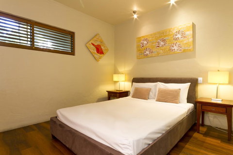 Club Tropical Resort - Official Onsite Reception & Check In - Accommodation Whitsundays 4