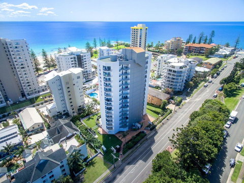 Rainbow Commodore Coolangatta - Accommodation Whitsundays 0