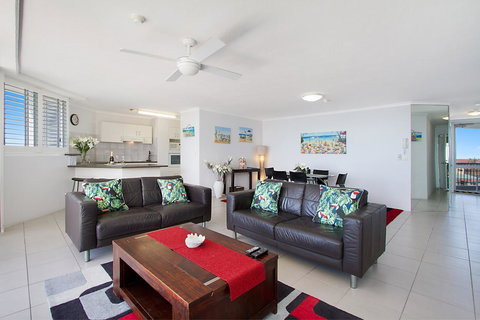Rainbow Commodore Coolangatta - Accommodation Whitsundays 11