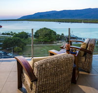 Jack and Newell Holiday Apartments - Accommodation Whitsundays