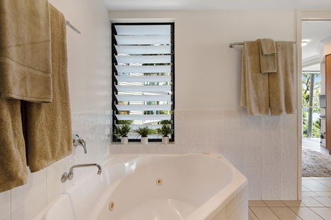 Oasis Apartments On Hamilton Island By HIHA - Accommodation Whitsundays 15