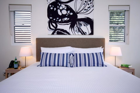 Domain Serviced Apartments - Accommodation Whitsundays 2
