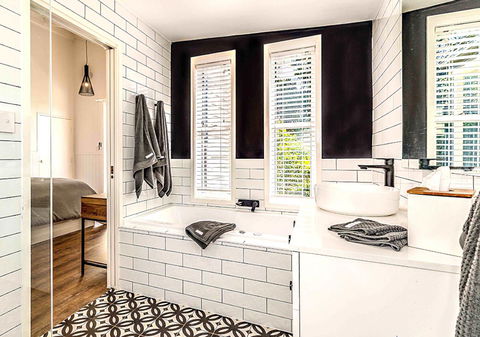 Hampton Estate Wines - Accommodation Whitsundays 8