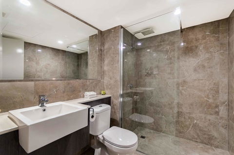 Sunshine Tower Hotel - Accommodation Whitsundays 23