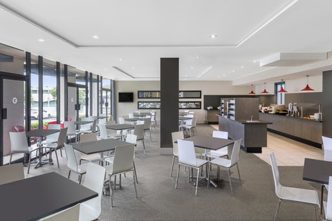 Mercure Brisbane Garden City - Accommodation Whitsundays 30