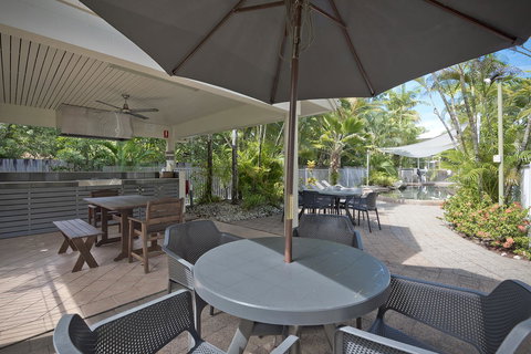 Tropical Nites Holiday Townhouses - Accommodation Whitsundays 22