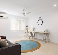 Briz Stays - Whites Road - Accommodation Whitsundays