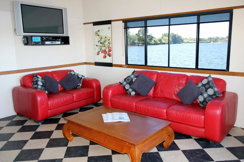 Coomera Houseboats - Accommodation Whitsundays 17