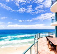 The Waterford on Main Beach
