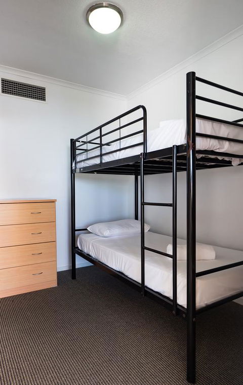 Swell Resort Burleigh Heads - Accommodation Whitsundays 30
