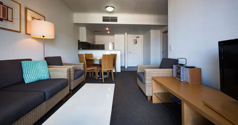 Swell Resort Burleigh Heads - Accommodation Whitsundays 43