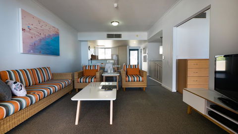 Swell Resort Burleigh Heads - Accommodation Whitsundays 26