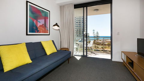 Swell Resort Burleigh Heads - Accommodation Whitsundays 2