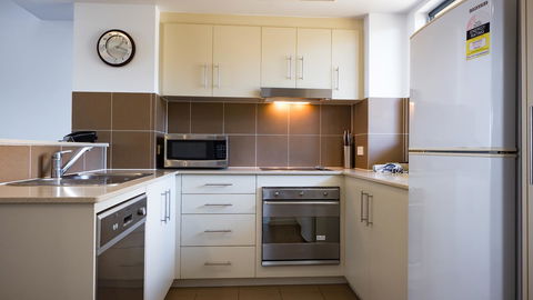 Swell Resort Burleigh Heads - Accommodation Whitsundays 7
