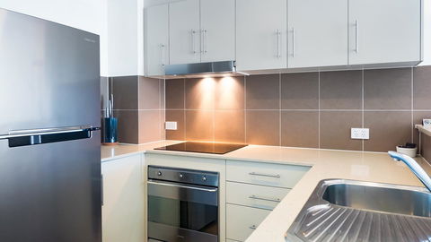 Swell Resort Burleigh Heads - Accommodation Whitsundays 31