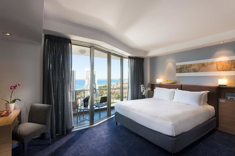 Sofitel Gold Coast Broadbeach - Accommodation Whitsundays 3