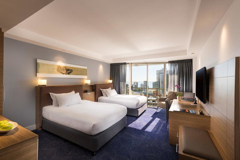Sofitel Gold Coast Broadbeach - Accommodation Whitsundays 20