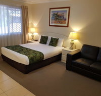 The Palms Motel - Accommodation Whitsundays
