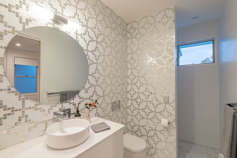 Noosa Villas - Accommodation Whitsundays 6